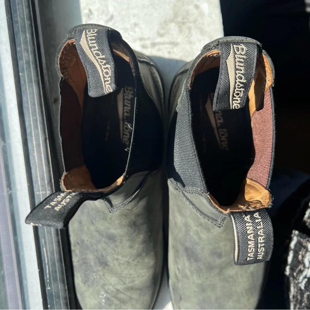 Blundstone Olive Green Men’s Chukka Boots